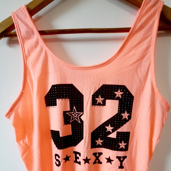 True Rock, "32 Sexy" logo sleeveless tank top. XXL - Picture 2 of 8